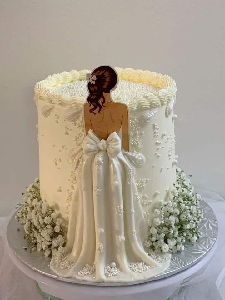 Minimalist Wedding Cake