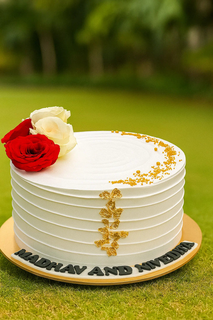 Elegant Anniversary Couple Cake
