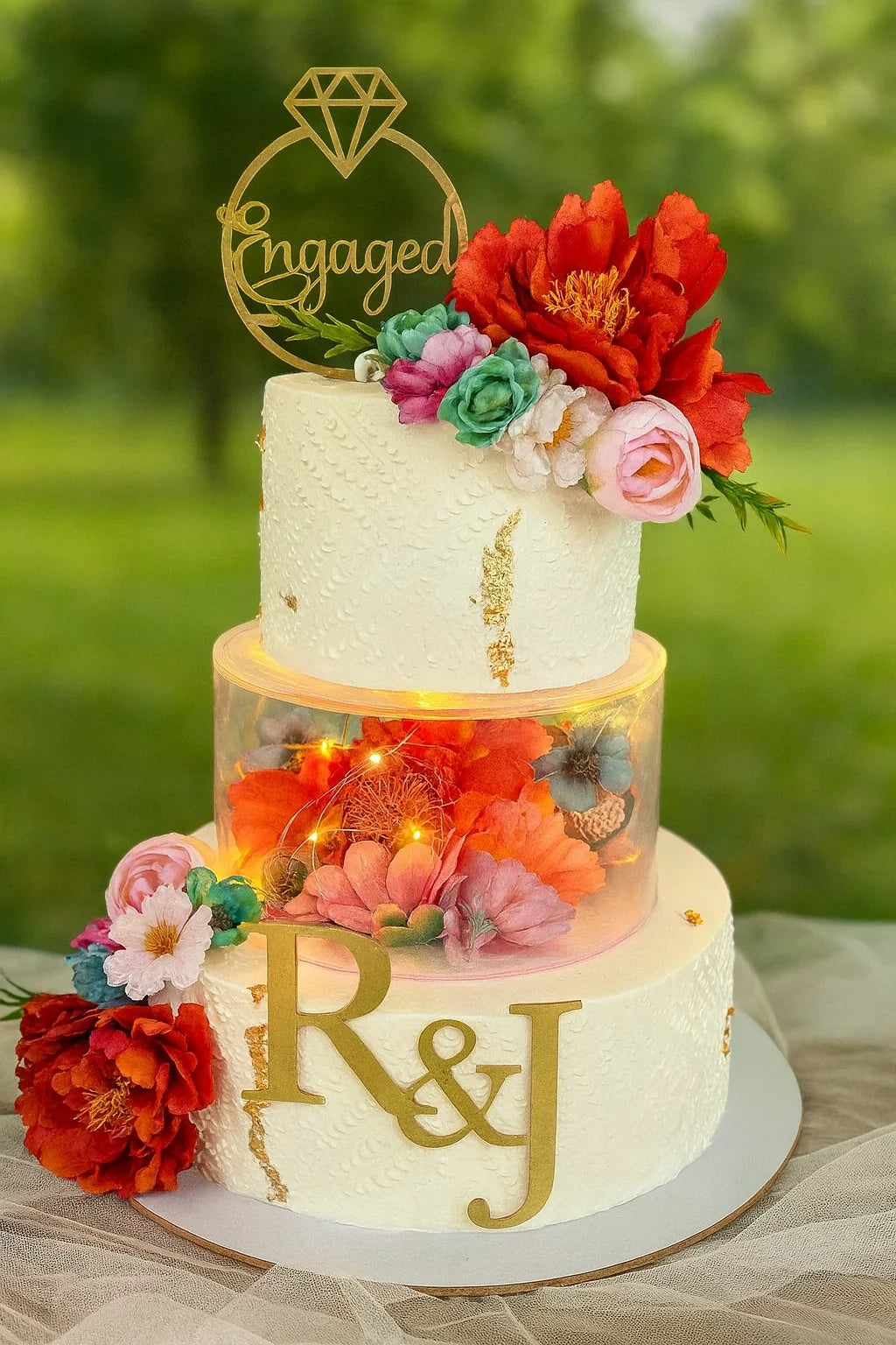 Elegant Premium Wedding Cake two tier wedding cake in Meerut by The Baking Kaur — luxury designer finish with elegant details and premium embellishments. Perfect for weddings, engagements, and anniversary celebrations.
